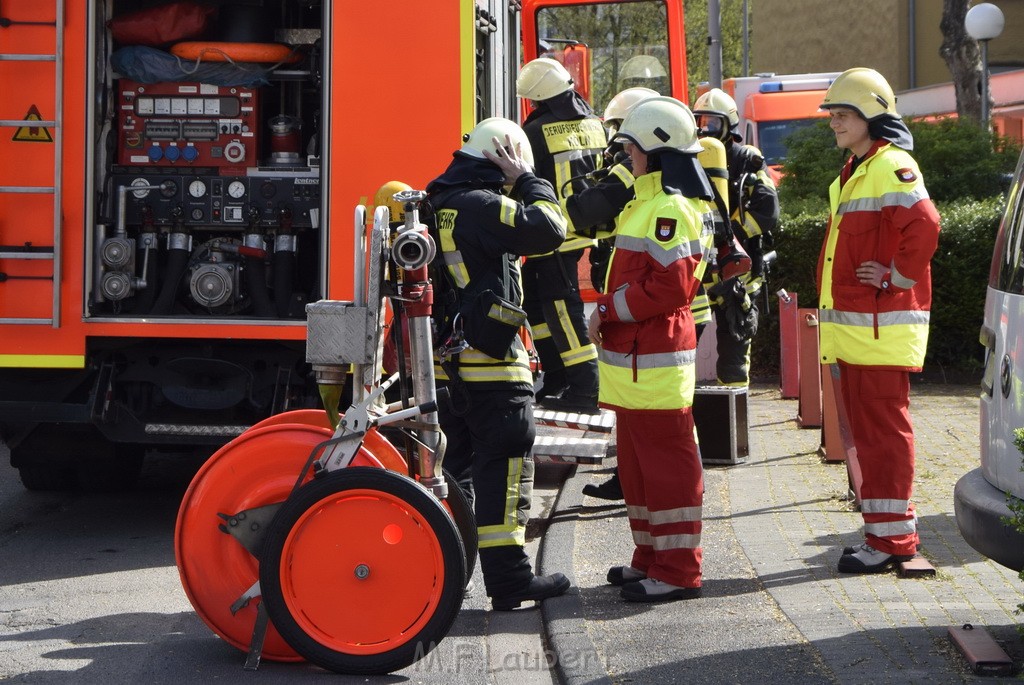 Feuer 1 Koeln Vingst Ansbacherstr P33.JPG - Miklos Laubert